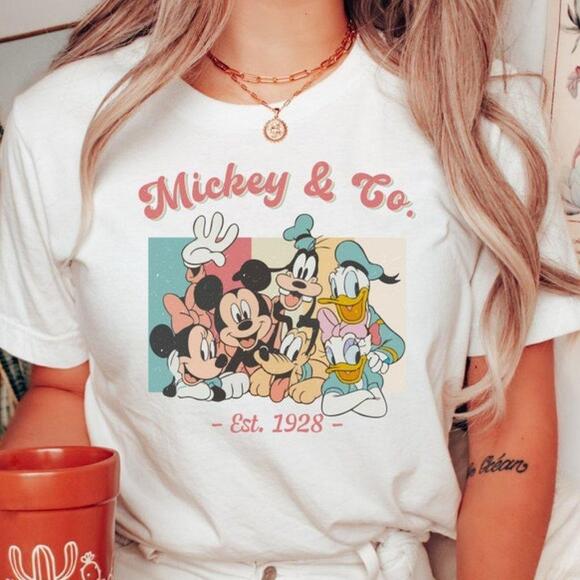 Tops - Retro Mickey Family Vacation Vacay Mode Magic Fan T-Shirt